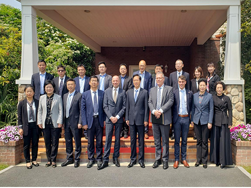 丹麦王国驻上海总领事携LiqTech公司到访江苏永冠给排水设备有限公司洽谈